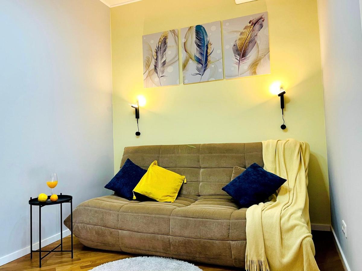 Уютная Стильная Квартира Возле Центрального Парка Горького! Apartment อัลมาตี ภายนอก รูปภาพ